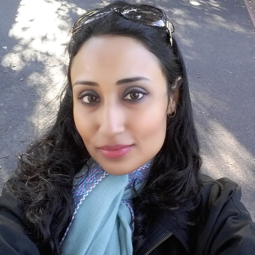 Faiza Zafar writer profile